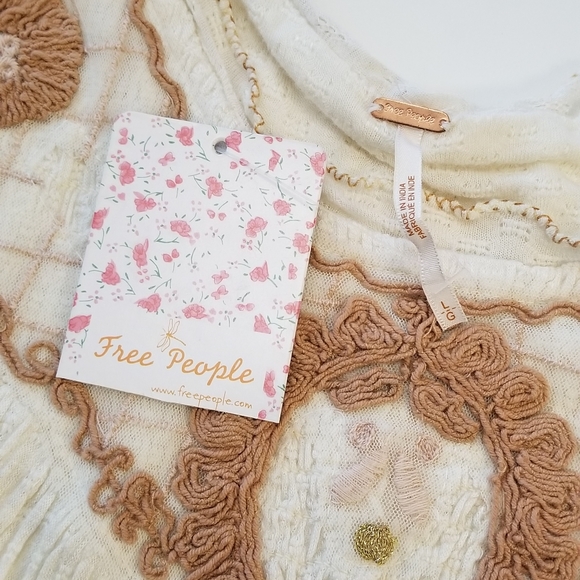 Free People Begonia Embroidered Top - Picture 11 of 16